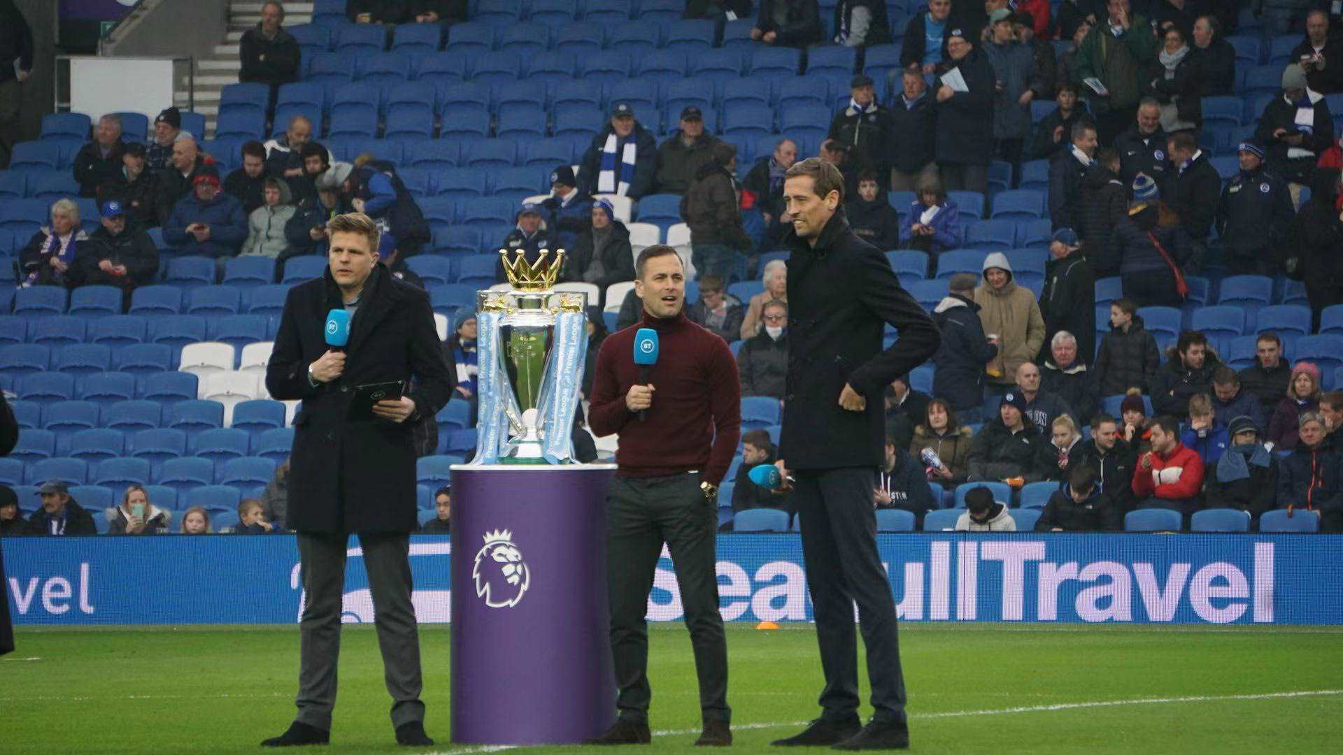 于自己的辉 于自己的辉